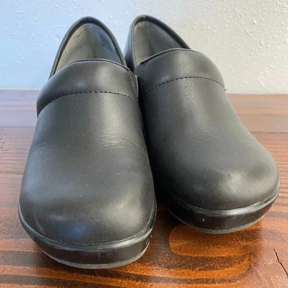 JBU - Picture 3 of 8